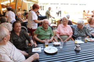 Pikniki za stanovalce, svojce in zaposlene: julij in avgust