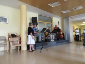 1. poletni piknik za stanovalce in svojce