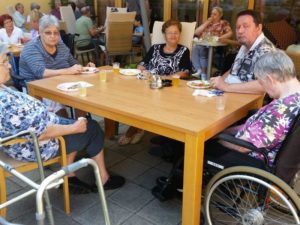 Pikniki za stanovalce, svojce in zaposlene: julij in avgust