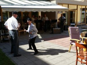 Pikniki za stanovalce, svojce in zaposlene: julij in avgust