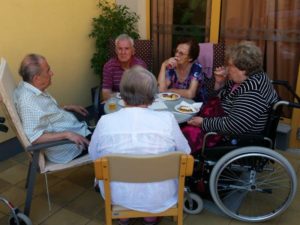 Pikniki za stanovalce, svojce in zaposlene: julij in avgust